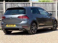 USED 2018 18 VOLKSWAGEN GOLF 1.5 Golf R-Line TSi Evo 3dr Sat Nav Apple CarPlay