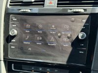 USED 2018 18 VOLKSWAGEN GOLF 1.5 Golf R-Line TSi Evo 3dr Sat Nav Apple CarPlay