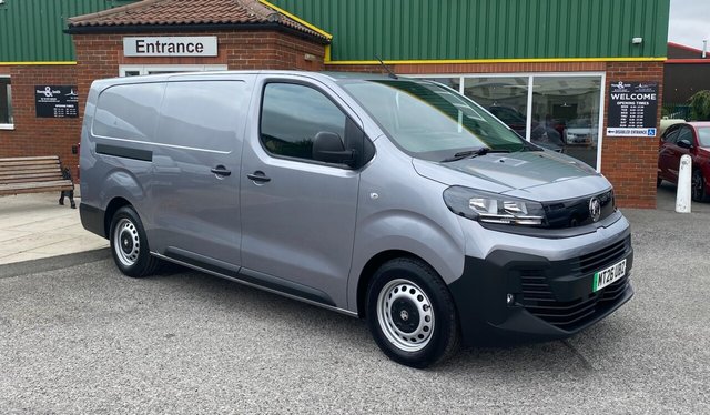 View our VAUXHALL Vivaro Electric