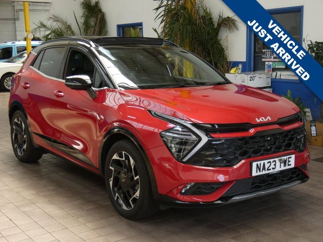 View our Kia Sportage 1.6 T-GDi 13.8kWh GT-Line S SUV 5dr Petrol Plug-in Hybrid Auto AWD Euro 6 (s/s) (261 bhp)