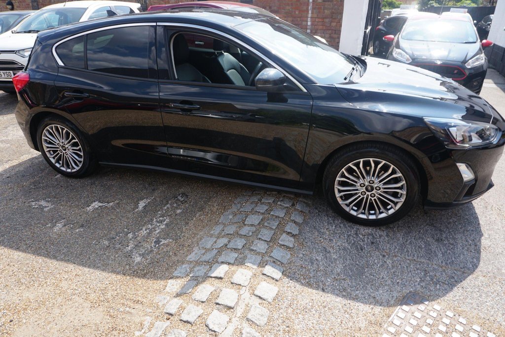 USED 2019 69 FORD FOCUS 1.0T EcoBoost Titanium X Euro 6 (s/s) 5dr JUST ARRIVED!!!