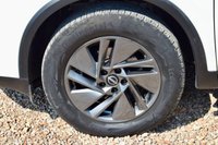 USED 2023 23 NISSAN QASHQAI 1.3 DIG-T MHEV Acenta Premium SUV 5dr Petrol Hybrid Manual Euro 6 (s/s) (140 ps) 1 OWNER FROM NEW + LOW MILES + FULL SERVICE HISTORY!