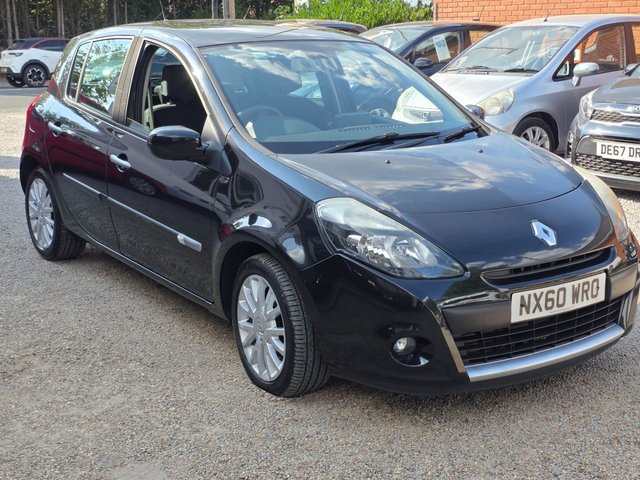View our Renault Clio 1.2 TCe Dynamique TomTom Hatchback 5dr Petrol Manual Euro 5 (100 ps)