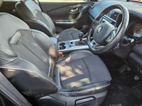 USED 2016 16 RENAULT KADJAR 1.2 TCe Signature Nav SUV 5dr Petrol Manual Euro 6 (s/s) (130 ps) 