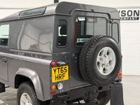 USED 2015 65 LAND ROVER DEFENDER 90 2.2 TDCi Hard Top SUV 3dr Diesel Manual 4WD SWB Euro 5 (122 ps) 