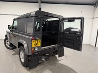 USED 2015 65 LAND ROVER DEFENDER 90 2.2 TDCi Hard Top SUV 3dr Diesel Manual 4WD SWB Euro 5 (122 ps) 