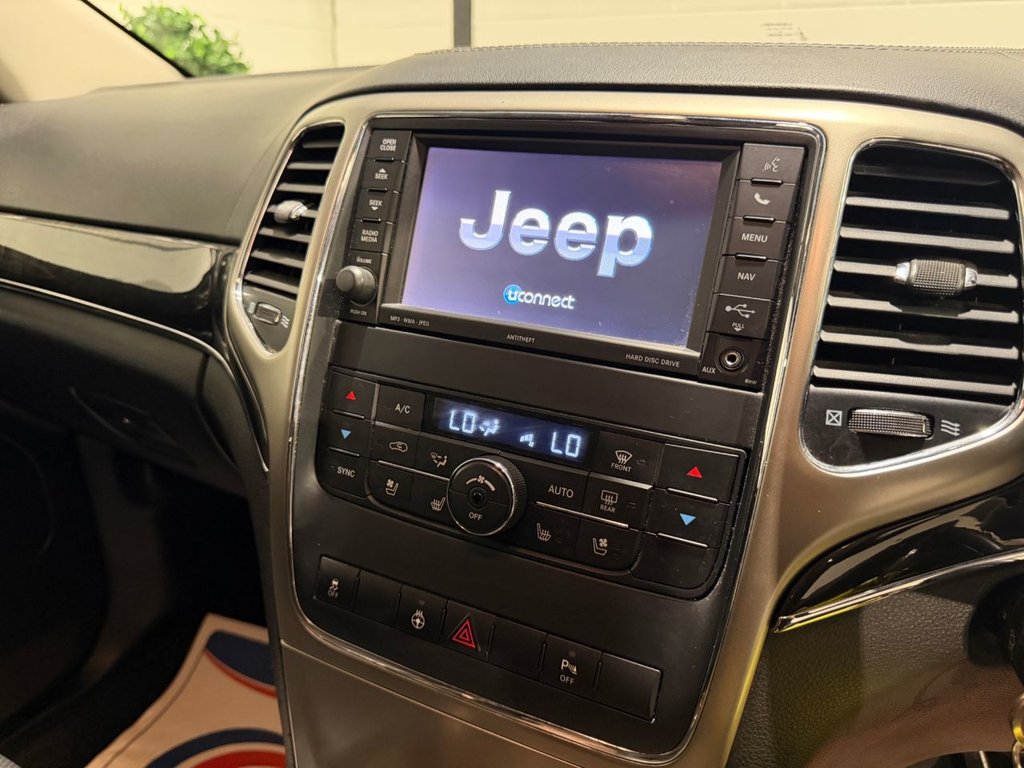 USED 2018 62 JEEP GRAND CHEROKEE 3.0 V6 CRD Overland SUV 5dr Diesel Auto 4WD Euro 5 (237 bhp) 