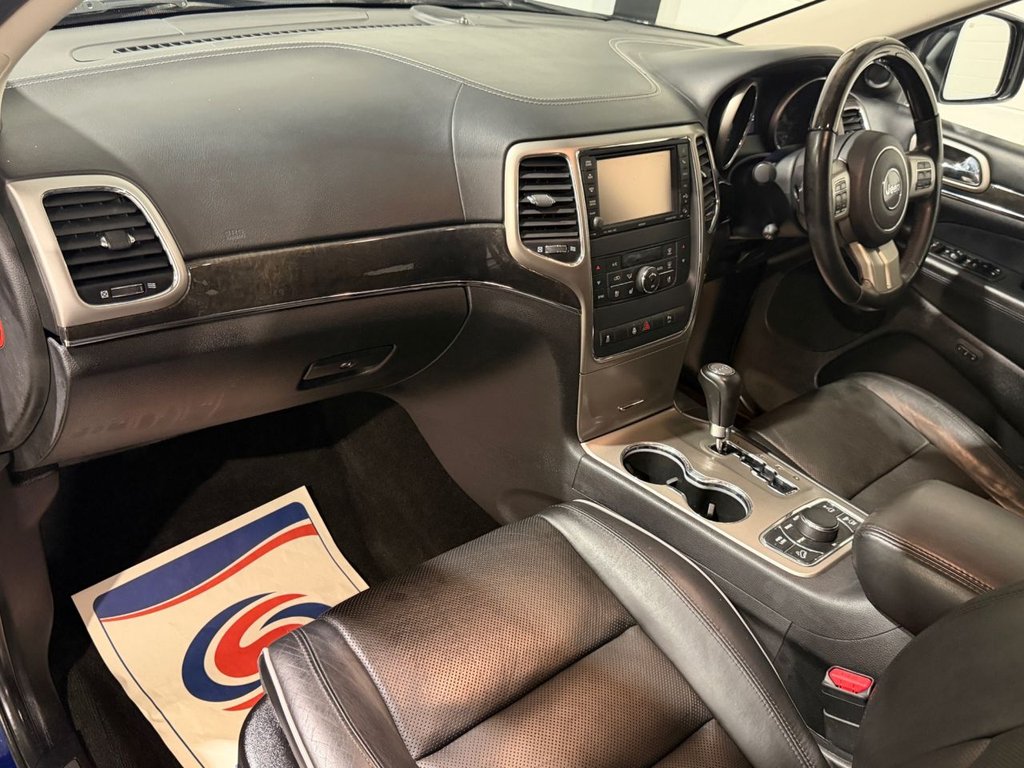 USED 2018 62 JEEP GRAND CHEROKEE 3.0 V6 CRD Overland SUV 5dr Diesel Auto 4WD Euro 5 (237 bhp) 