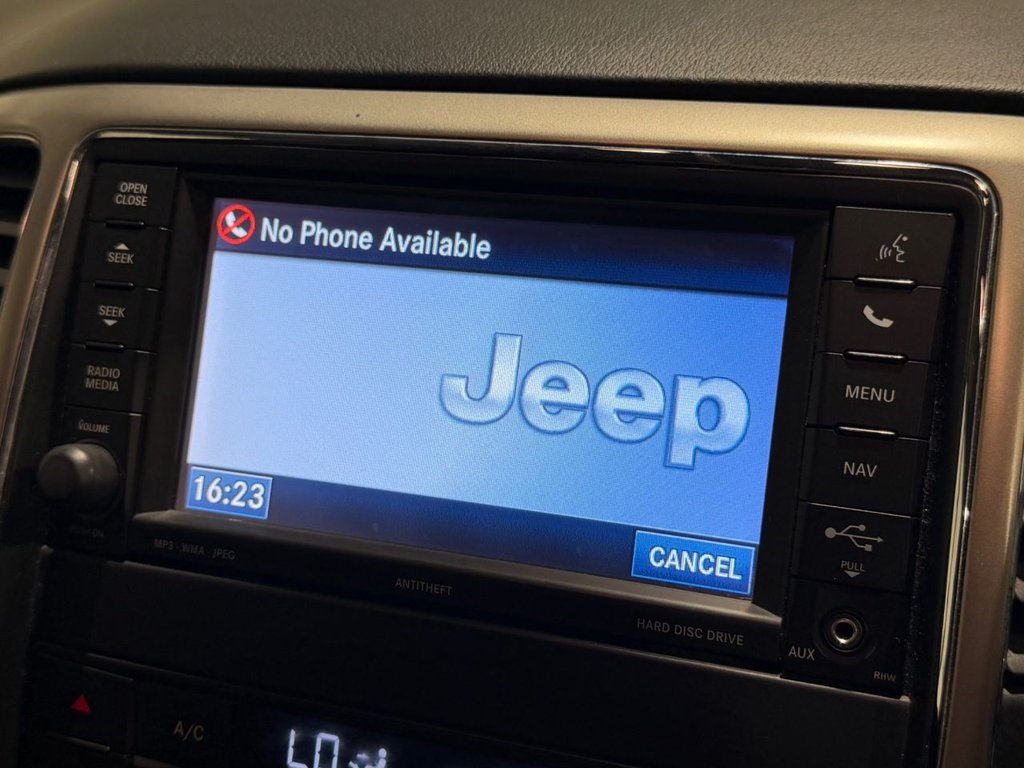 USED 2018 62 JEEP GRAND CHEROKEE 3.0 V6 CRD Overland SUV 5dr Diesel Auto 4WD Euro 5 (237 bhp) 