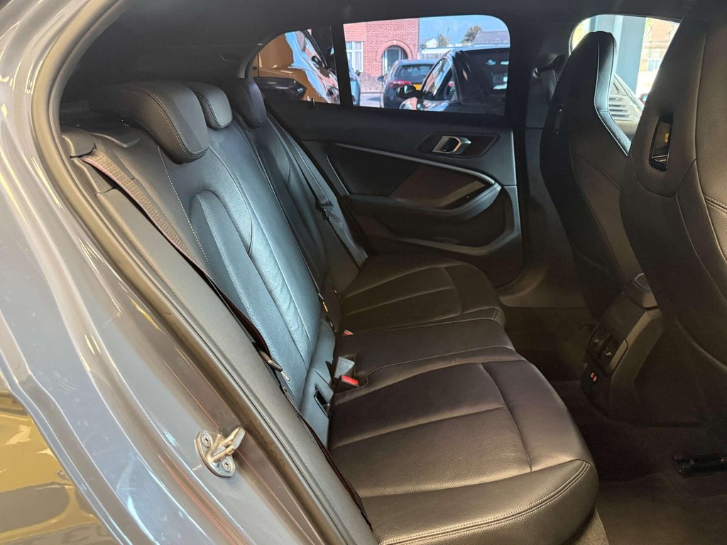USED 2019 69 BMW 1 SERIES 2.0 M135i xDrive Auto 4WD 5dr FSH + HUD + HK + REVERSE CAM