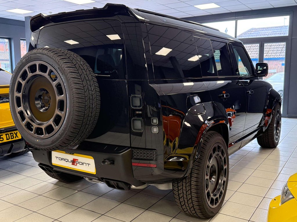 USED 2026 26 LAND ROVER DEFENDER 3.0 Defender Hard Top X-Dynamic HSE D MHEV Automatic 4WD 5dr OCTA KIT + COMMERCIAL VAT