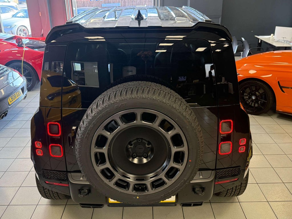 USED 2026 26 LAND ROVER DEFENDER 3.0 Defender Hard Top X-Dynamic HSE D MHEV Automatic 4WD 5dr OCTA KIT + COMMERCIAL VAT