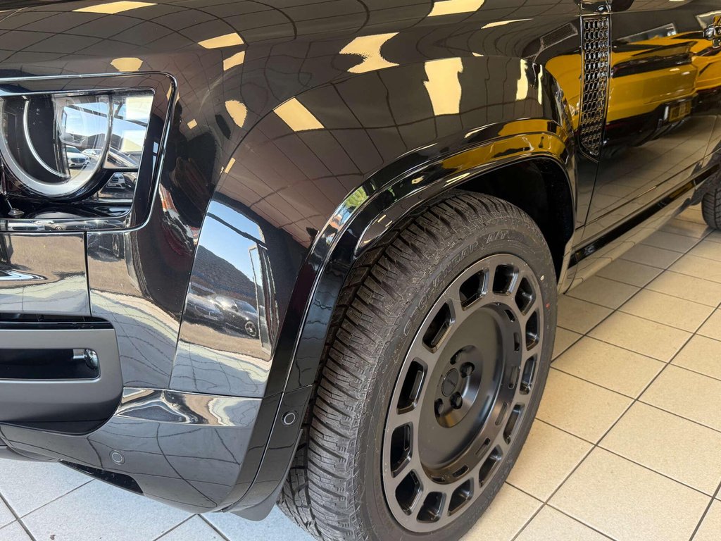 USED 2026 26 LAND ROVER DEFENDER 3.0 Defender Hard Top X-Dynamic HSE D MHEV Automatic 4WD 5dr OCTA KIT + COMMERCIAL VAT