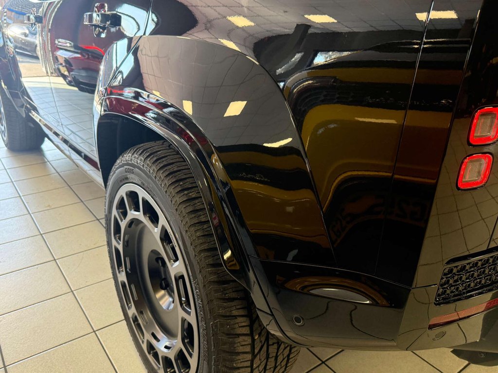 USED 2026 26 LAND ROVER DEFENDER 3.0 Defender Hard Top X-Dynamic HSE D MHEV Automatic 4WD 5dr OCTA KIT + COMMERCIAL VAT