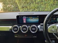 USED 2020 H MERCEDES-BENZ GLB 2.0 GLB220d AMG Line (Premium Plus) SUV 5dr Diesel 8G-DCT 4MATIC Euro 6 (s/s) (190 ps) FINANCE AVAILABLE