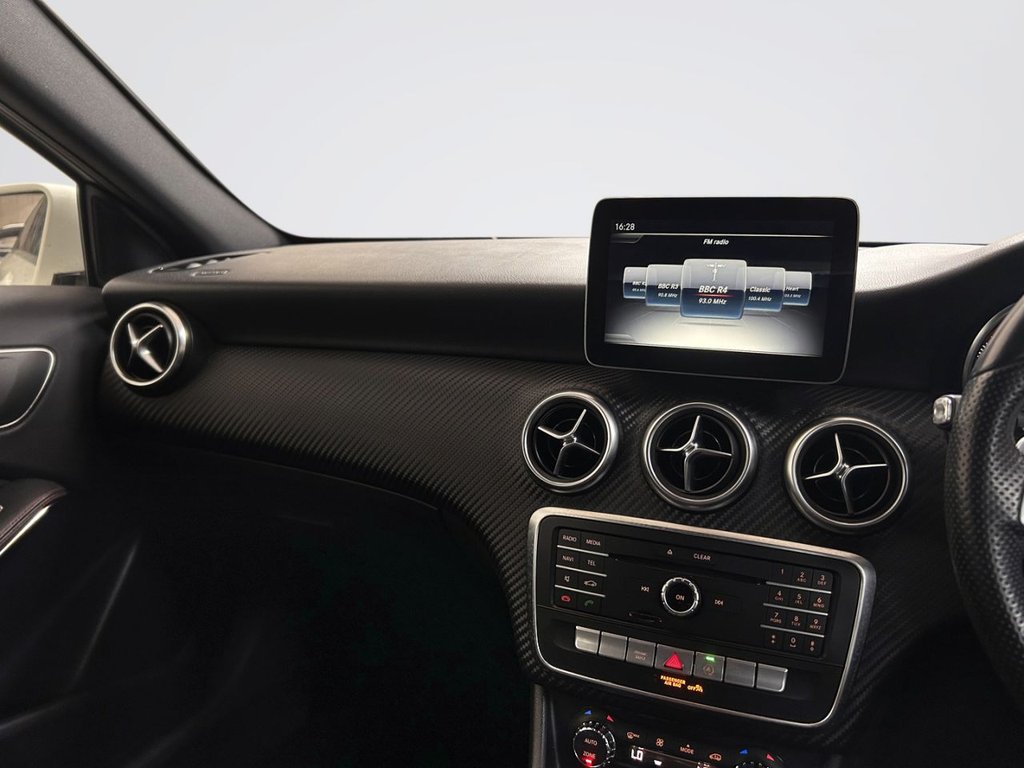 2016 Mercedes-Benz A-Class — image 20