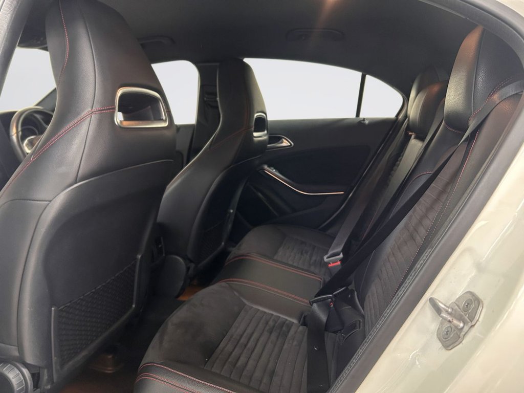 2016 Mercedes-Benz A-Class — image 12
