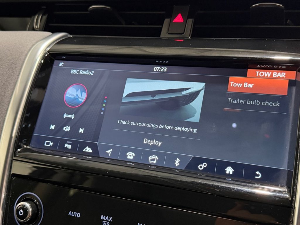 USED 2019 69 LAND ROVER DISCOVERY SPORT 2.0 D180 MHEV SE SUV 5dr Diesel Auto 4WD Euro 6 (s/s) (180 ps) 