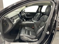 USED 2019 68 VOLVO V60 CROSS COUNTRY 2.0 D4 Auto AWD Euro 6 (s/s) 5dr Winter Pack - Black Leather