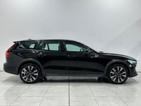 USED 2019 68 VOLVO V60 CROSS COUNTRY 2.0 D4 Auto AWD Euro 6 (s/s) 5dr Winter Pack - Black Leather