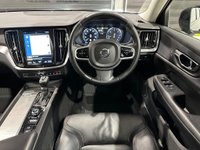 USED 2019 68 VOLVO V60 CROSS COUNTRY 2.0 D4 Auto AWD Euro 6 (s/s) 5dr Winter Pack - Black Leather