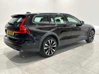 USED 2019 68 VOLVO V60 CROSS COUNTRY 2.0 D4 Auto AWD Euro 6 (s/s) 5dr Winter Pack - Black Leather