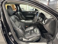 USED 2019 68 VOLVO V60 CROSS COUNTRY 2.0 D4 Auto AWD Euro 6 (s/s) 5dr Winter Pack - Black Leather