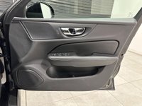USED 2019 68 VOLVO V60 CROSS COUNTRY 2.0 D4 Auto AWD Euro 6 (s/s) 5dr Winter Pack - Black Leather