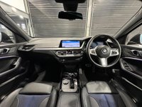 USED 2022 22 BMW 1 SERIES 1.5 118i M Sport (LCP) DCT Euro 6 (s/s) 5dr Auto -Sat Nav- Black Sapphire