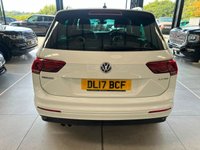 USED 2017 17 VOLKSWAGEN TIGUAN 2.0 TDI BlueMotion Tech R-Line SUV 5dr Diesel Manual Euro 6 (s/s) (150 ps) 