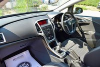 USED 2015 64 VAUXHALL ASTRA 1.4 16v Excite Hatchback 5dr Petrol Manual Euro 5 (100 ps) 2 OWNERS FROM NEW + LOW INSURNACE GROUP!