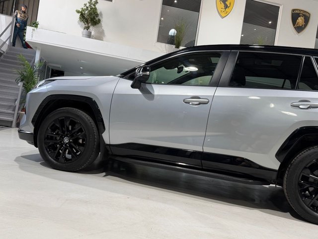 View our TOYOTA RAV4