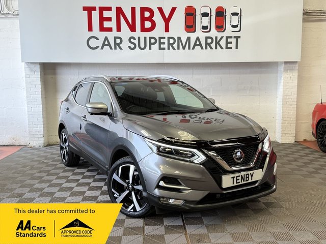 View our NISSAN QASHQAI