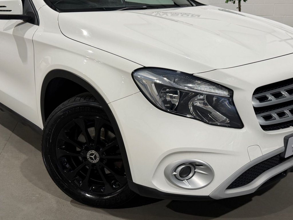 USED 2018 18 MERCEDES-BENZ GLA 1.6 GLA200 SE SUV 5dr Petrol Manual Euro 6 (s/s) (156 ps) 