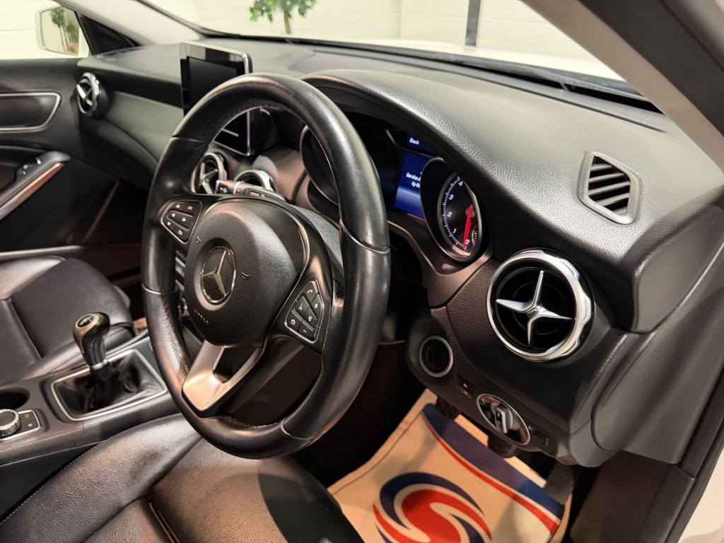 USED 2018 18 MERCEDES-BENZ GLA 1.6 GLA200 SE SUV 5dr Petrol Manual Euro 6 (s/s) (156 ps) 