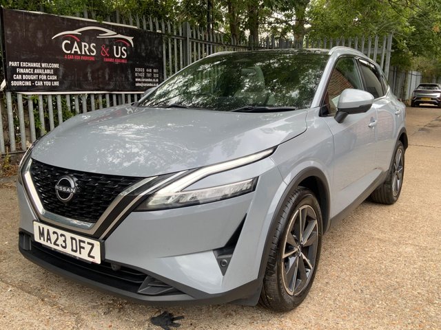 View our NISSAN QASHQAI