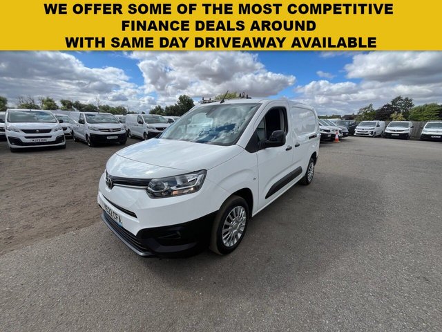 View our TOYOTA PROACE CITY