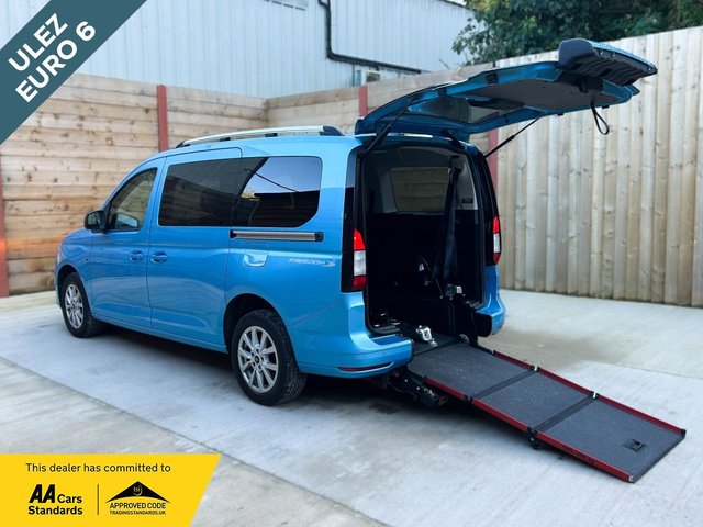 2024 Ford Grand Tourneo Connect