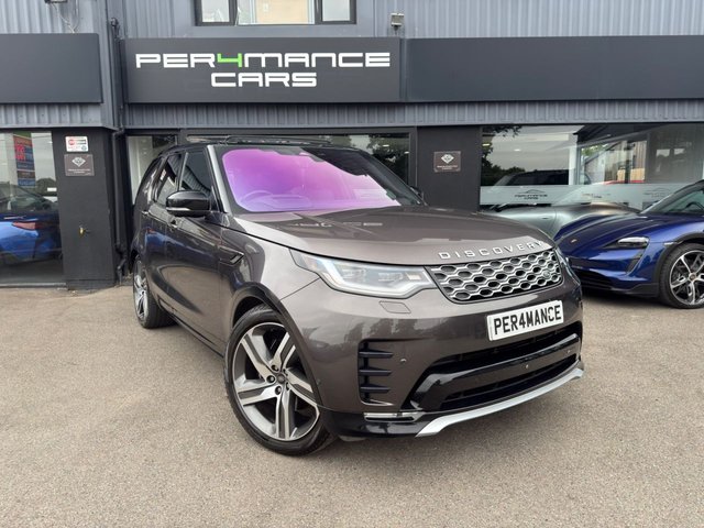 View our Land Rover Discovery range