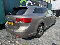 USED 2015 15 TOYOTA AVENSIS 2.0 D-4D Icon Business Edition Tourer 5dr Diesel Manual Euro 5 (126 ps) ***SATNAV - SERVICE HISTORY - &pound;35 ROAD TAX - APRIL 27 MOT***