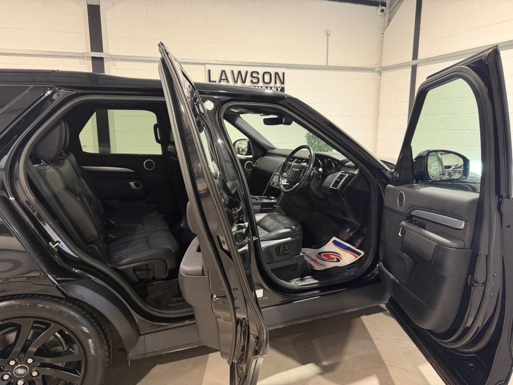 USED 2020 20 LAND ROVER DISCOVERY 3.0 SD V6 Landmark Edition SUV 5dr Diesel Auto 4WD Euro 6 (s/s) (306 ps) 