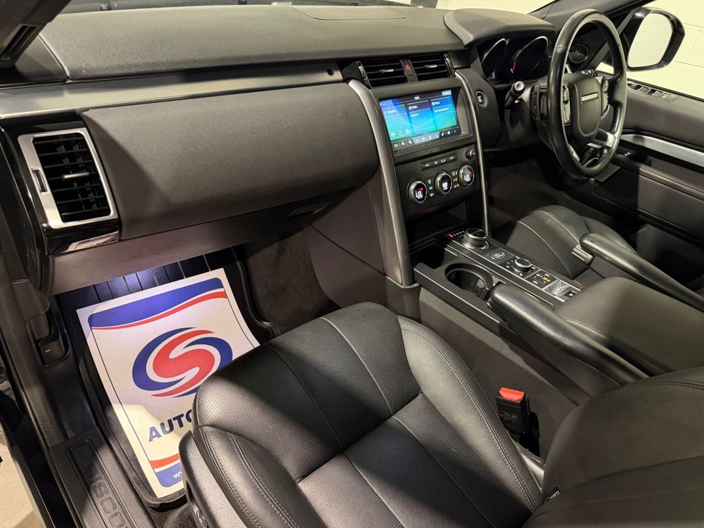 USED 2020 20 LAND ROVER DISCOVERY 3.0 SD V6 Landmark Edition SUV 5dr Diesel Auto 4WD Euro 6 (s/s) (306 ps) 
