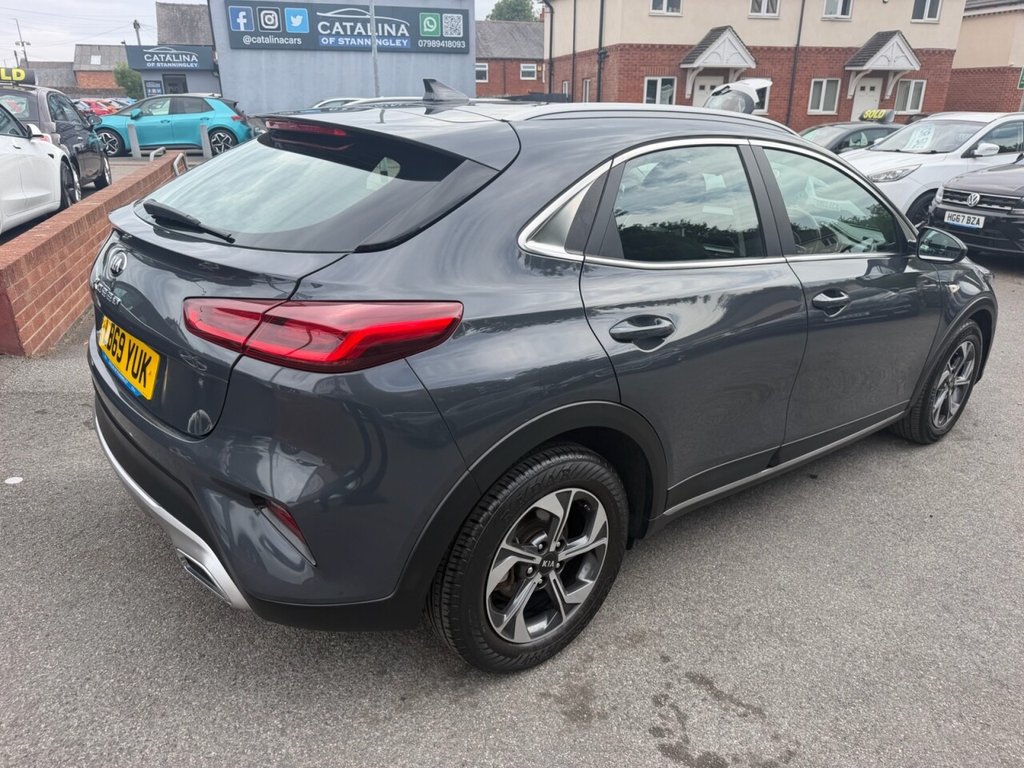 2020 Kia XCeed — image 7