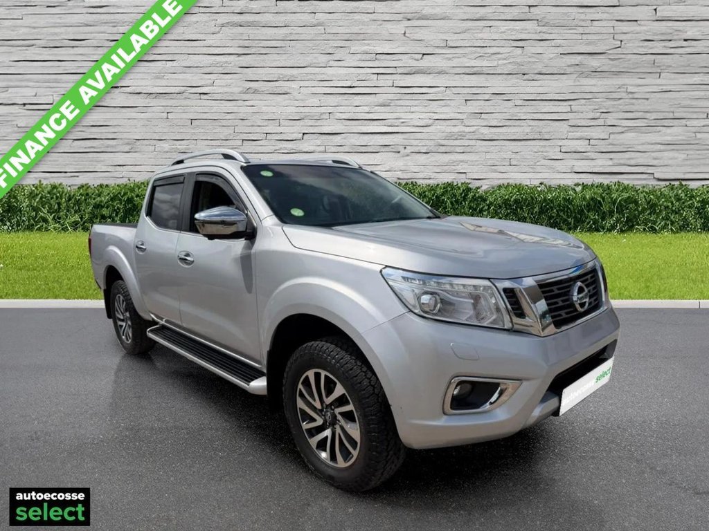2016 NISSAN NAVARA