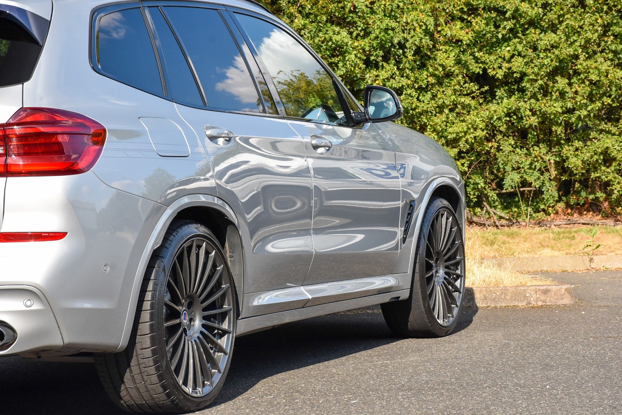 USED 2020 20 BMW Alpina XD3 3.0d MHT Switchtronic 4WD Euro 6 (s/s) 5dr 