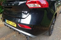 USED 2017 67 VOLVO V40 2.0 T3 R-Design Pro Hatchback 5dr Petrol Manual Euro 6 (s/s) (152 ps) Only 2 Owners From New