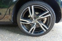 USED 2017 67 VOLVO V40 2.0 T3 R-Design Pro Hatchback 5dr Petrol Manual Euro 6 (s/s) (152 ps) Only 2 Owners From New