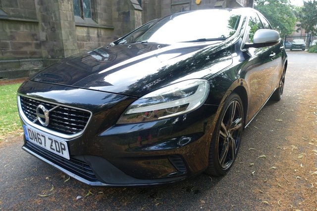 View our Volvo V40 2.0 T3 R-Design Pro Hatchback 5dr Petrol Manual Euro 6 (s/s) (152 ps)