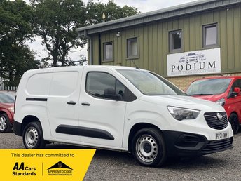 2021 VAUXHALL COMBO 1.5 Turbo D 2300 Edition Crew Van L2 Euro 6 4dr £8490.00