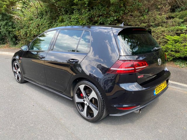 View our VOLKSWAGEN GOLF